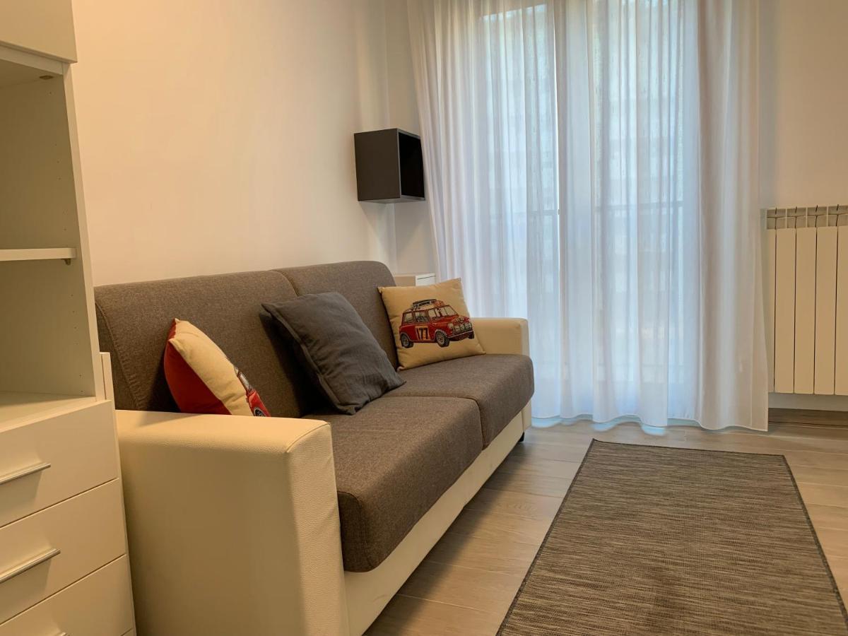 Appartement Trilocale In Zona Bocconi/navigli *