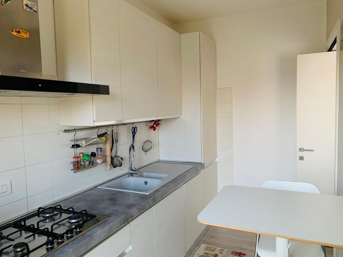 Apartamento Trilocale In Zona Bocconi/navigli Milão